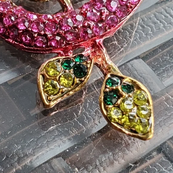 Austrian Crystal Chameleon Brooch & Pendant Brooch - Picture 7 of 10